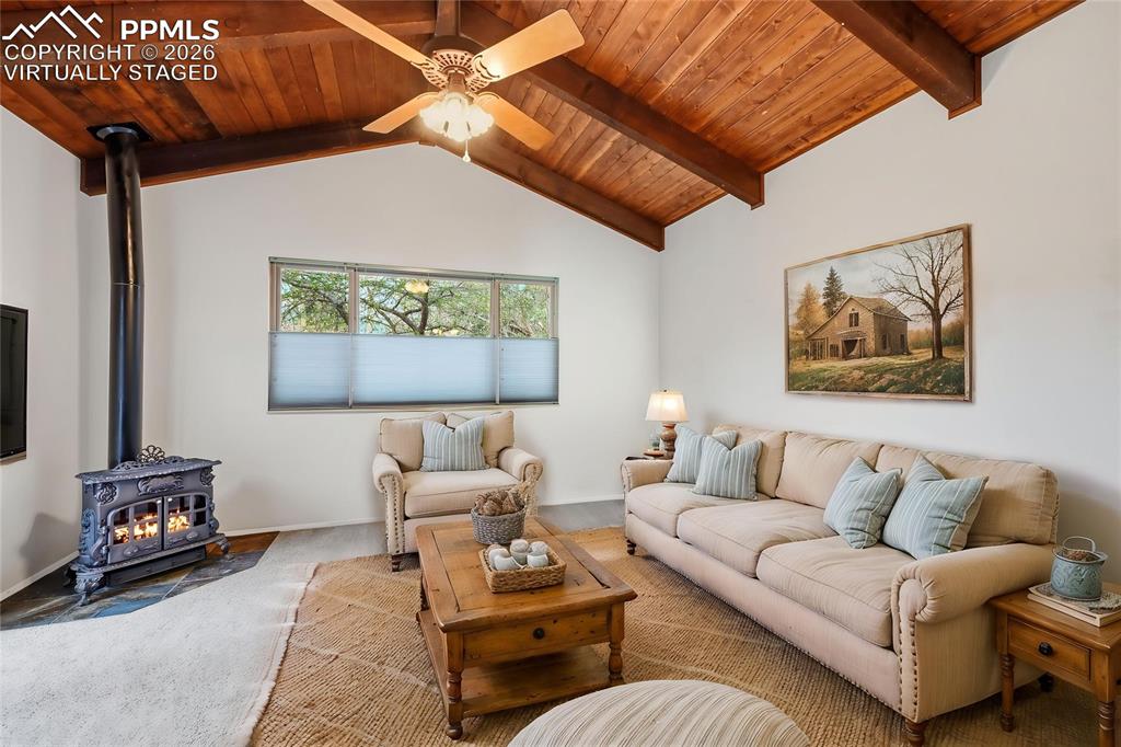 Image 15 of 34: Virtually Staged