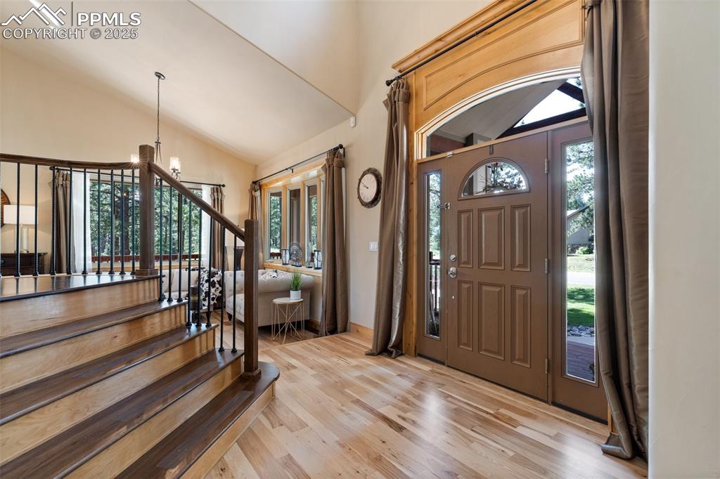 Image 12 of 42: Entry