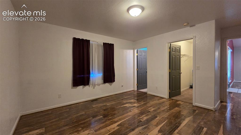 Image 10 of 18: Bedroom