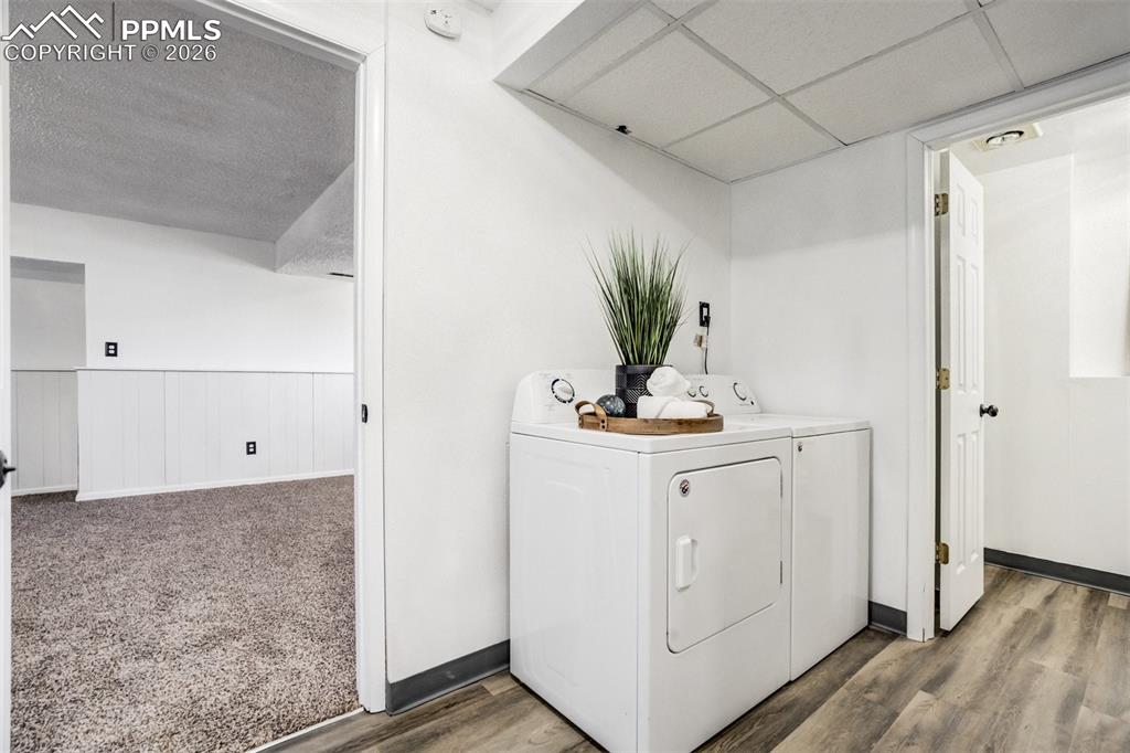 Image 43 of 50: 2nd Laundry Room