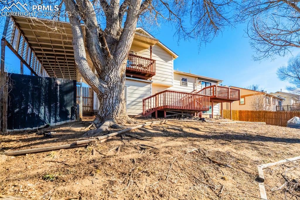 Image 47 of 50: Back of Structure