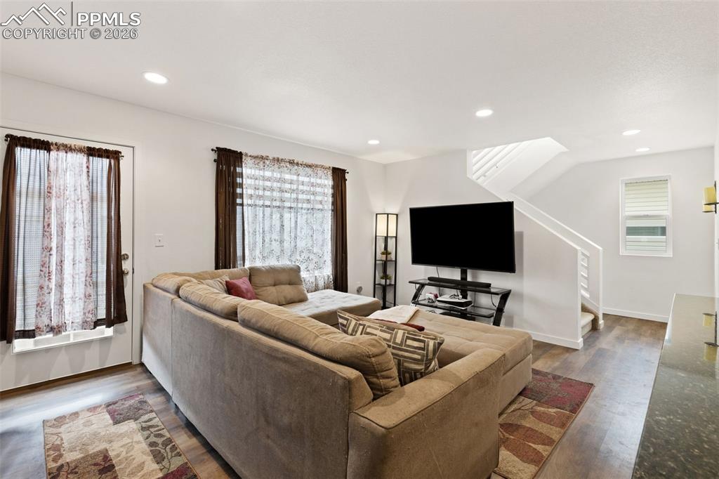 Image 10 of 32: Living Room