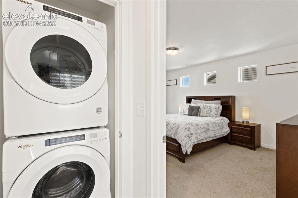 Image 21 of 30: Laundry