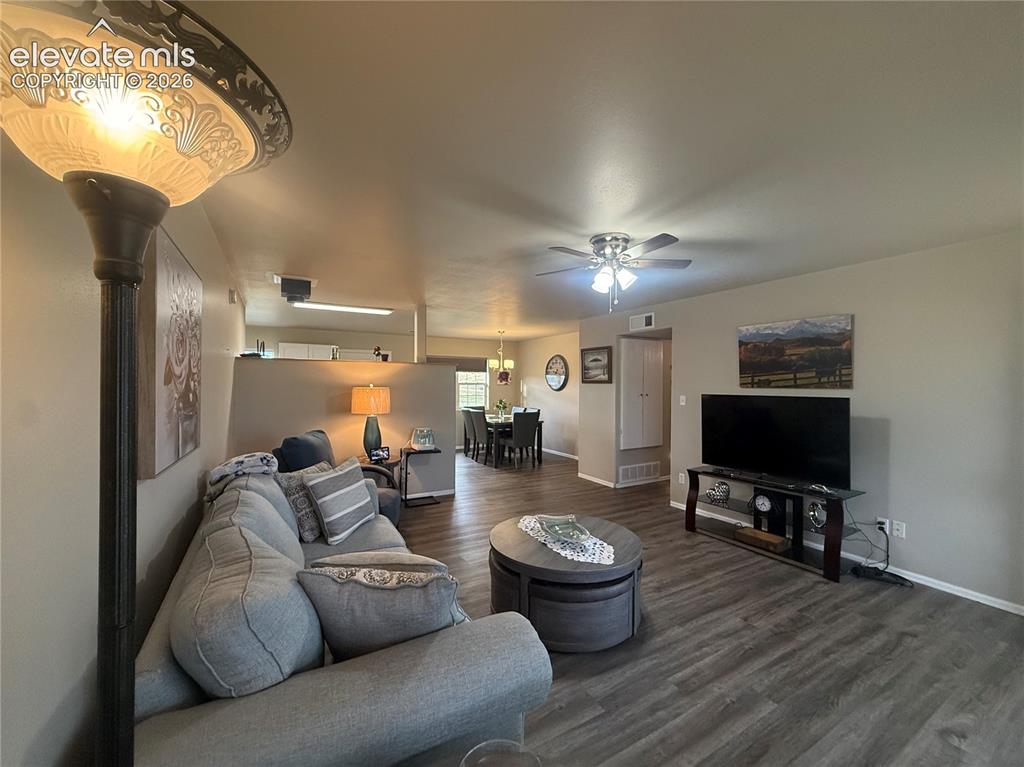 Image 17 of 30: open to the dining room