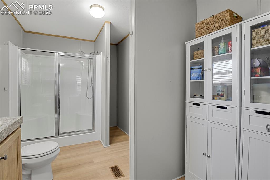 Image 19 of 46: Master Bathroom