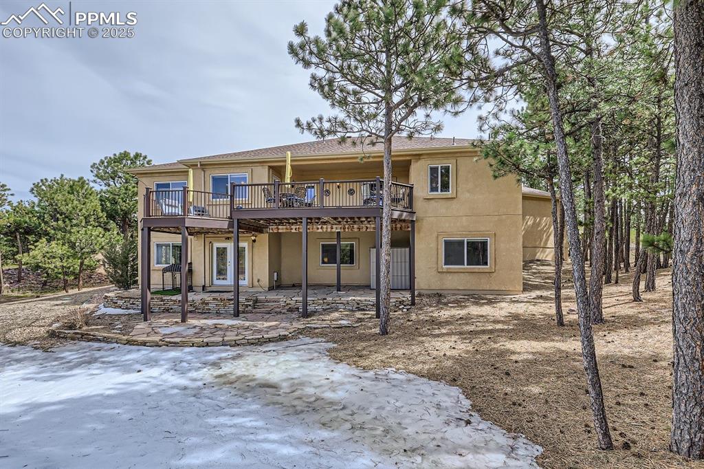 Image 19 of 49: Back of Structure