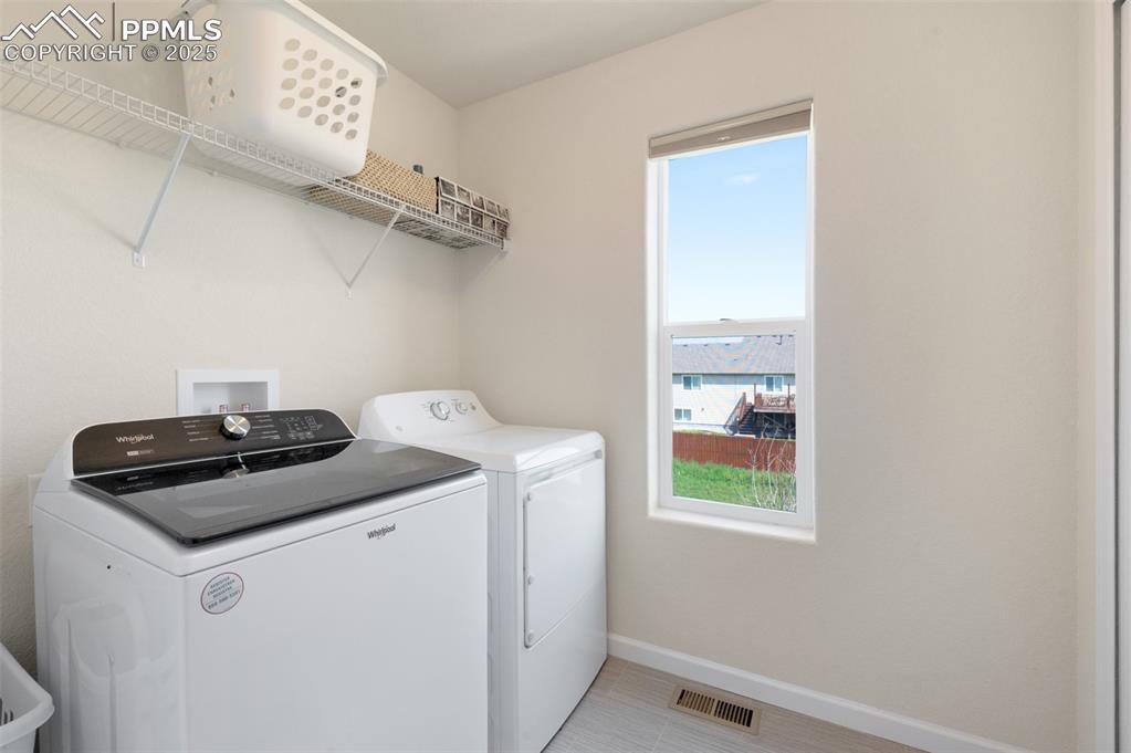 Image 16 of 21: Laundry