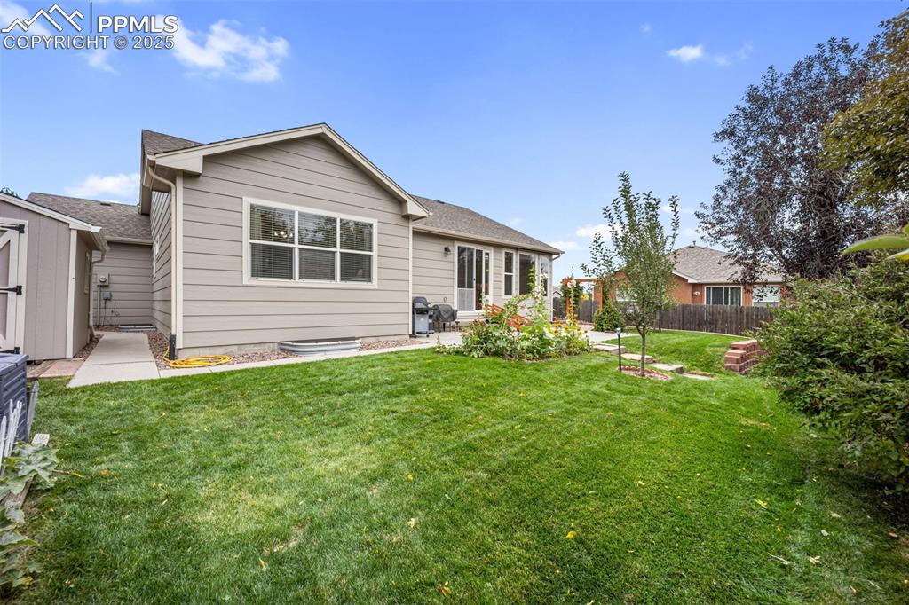 Image 29 of 43: Back of Structure