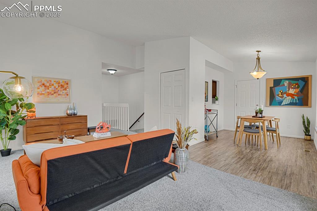 Image 22 of 48: Living Room