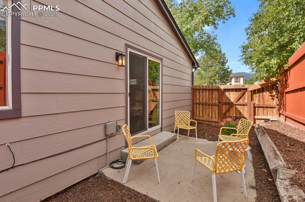 Image 26 of 48: Patio