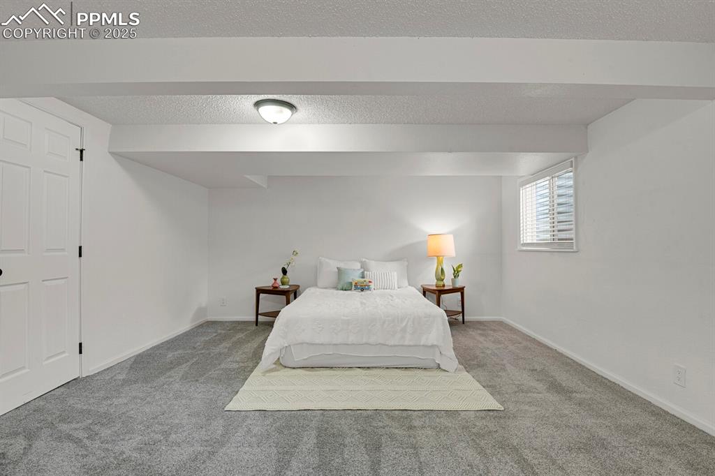 Image 44 of 48: Bedroom