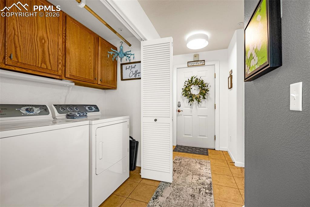 Image 10 of 33: Laundry