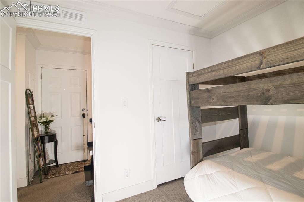 Image 12 of 21: Bedroom
