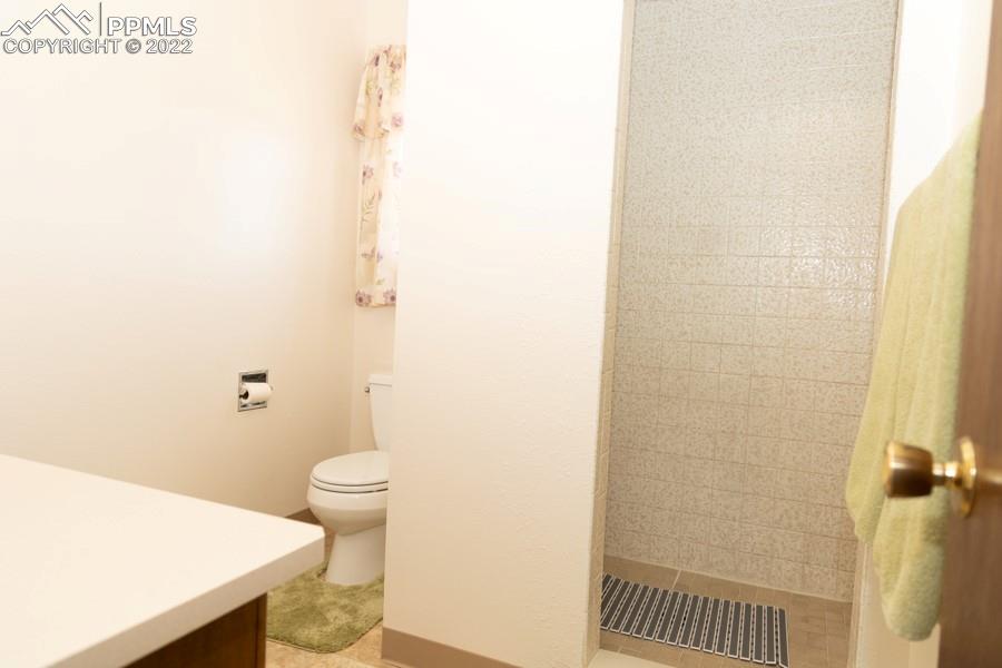 Listing 5747967, Image 22 of 43