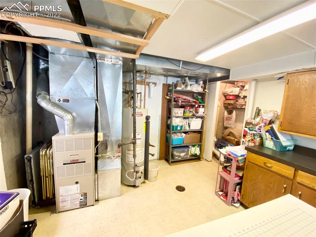 Listing 5747967, Image 31 of 43