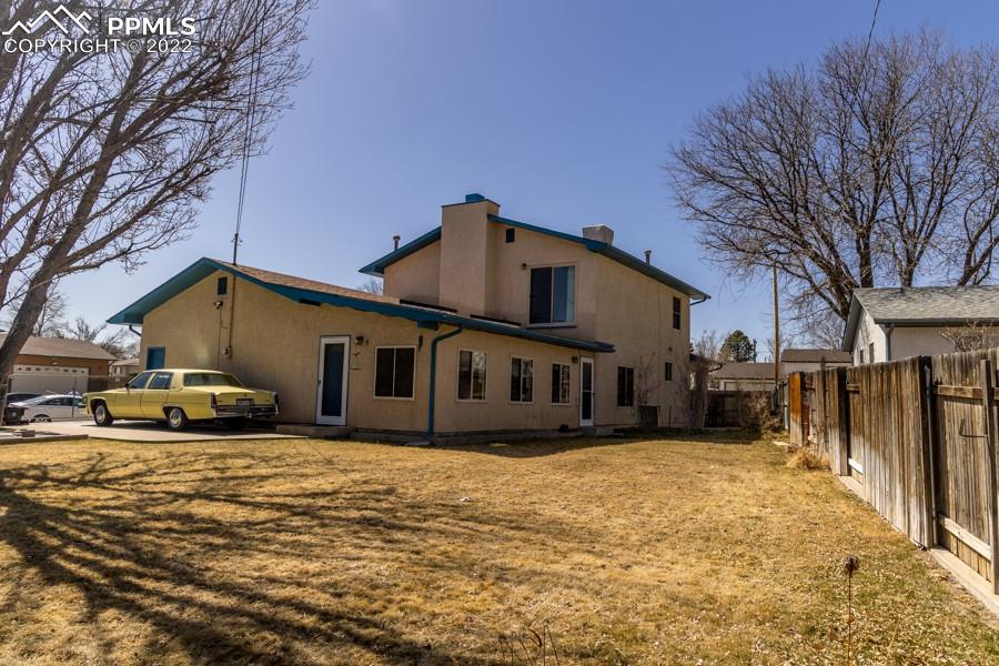 Listing 5747967, Image 38 of 43