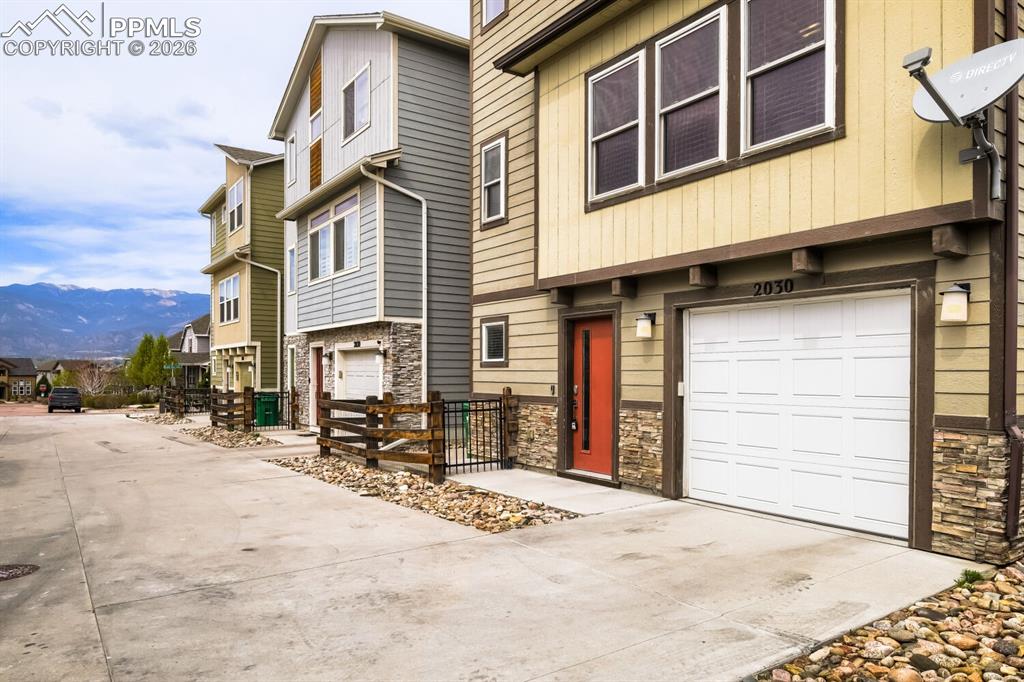 Image 2 of 17: Front of Structure