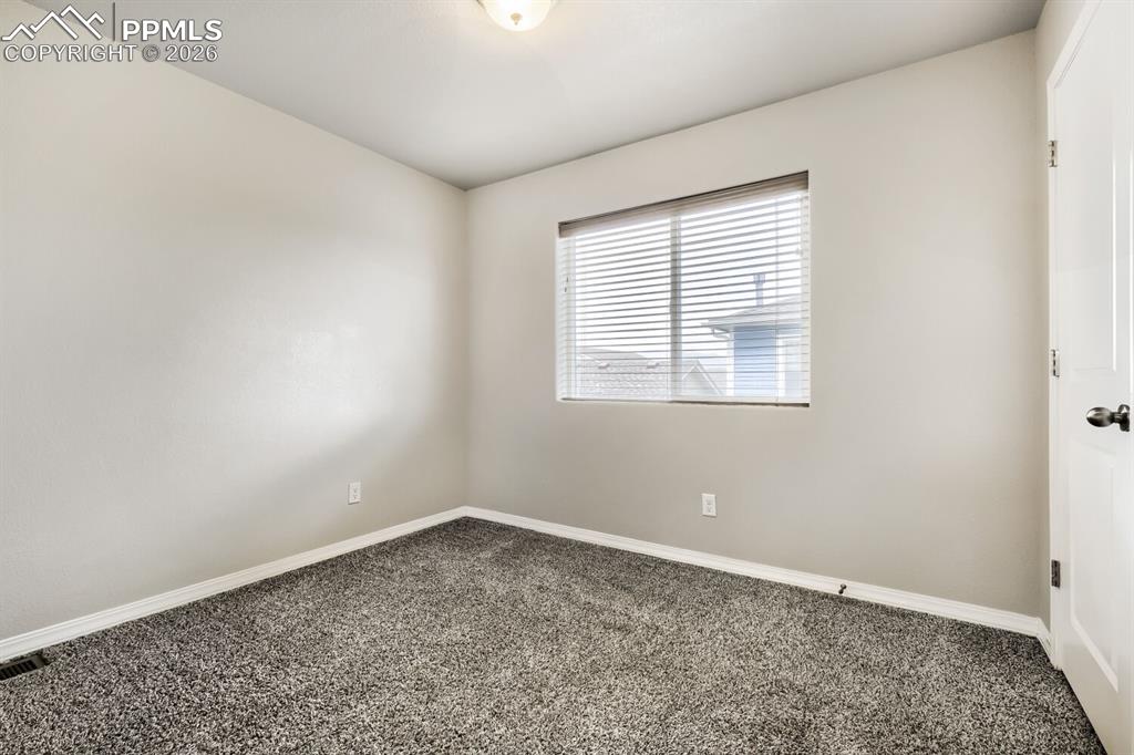 Image 9 of 17: Bedroom