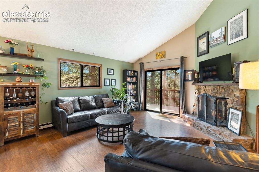 Image 16 of 48: Living Room