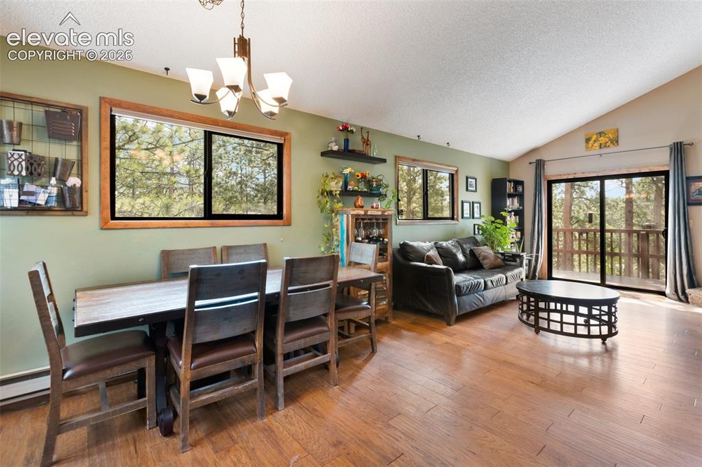 Image 6 of 48: Dining Area