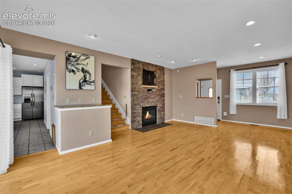 Image 7 of 41: Living Room