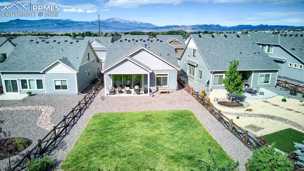 Image 28 of 35: Gorgeous backyard with impeccable landscaping!