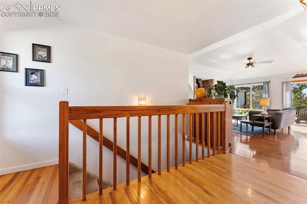 Image 2 of 50: Entry