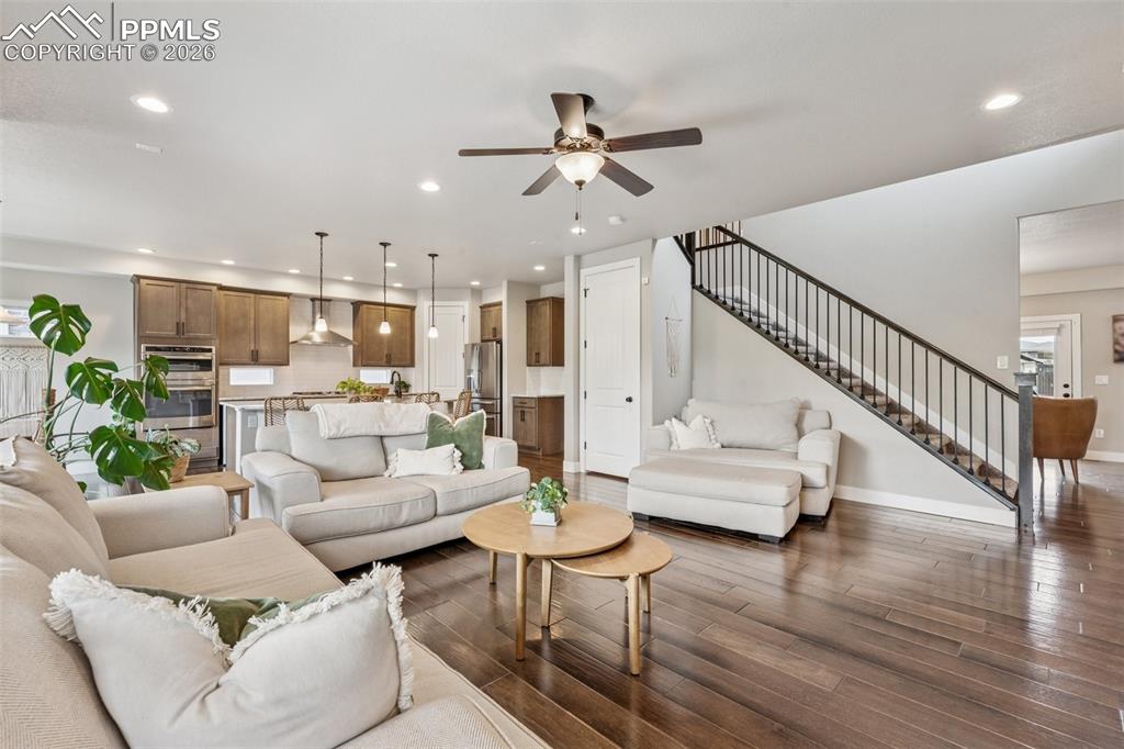 Image 10 of 43: Living Room