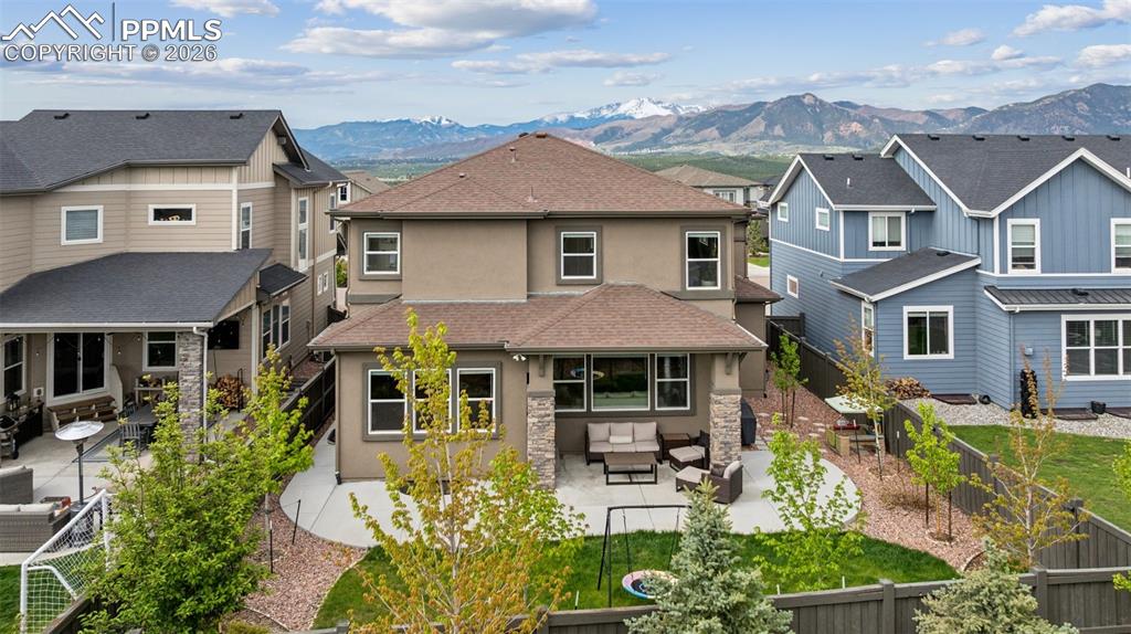 Image 2 of 43: Back of Structure