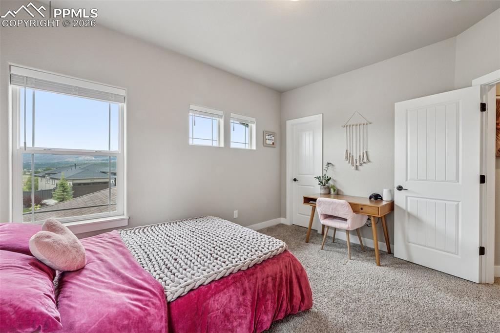 Image 24 of 43: Bedroom