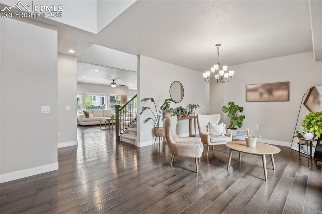 Image 6 of 43: Dining Area