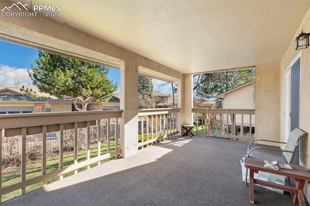 Image 28 of 32: Patio