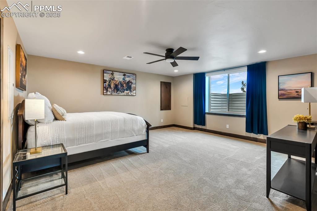 Image 47 of 50: Bedroom