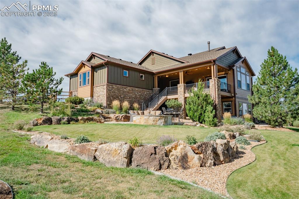 Image 48 of 50: Back of Structure