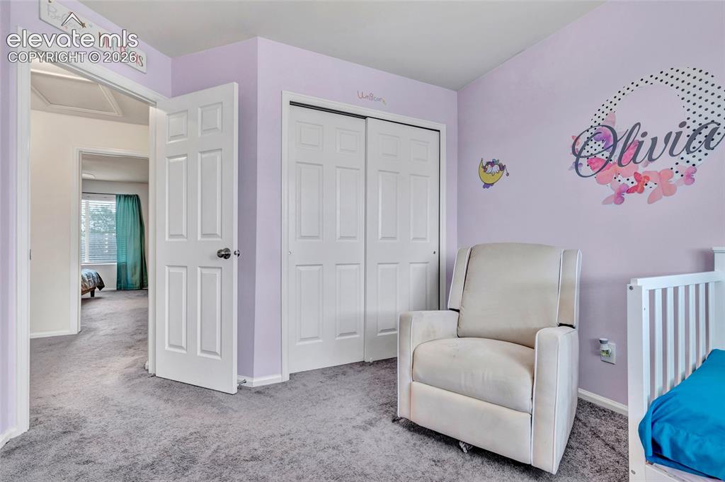 Image 15 of 23: Bedroom