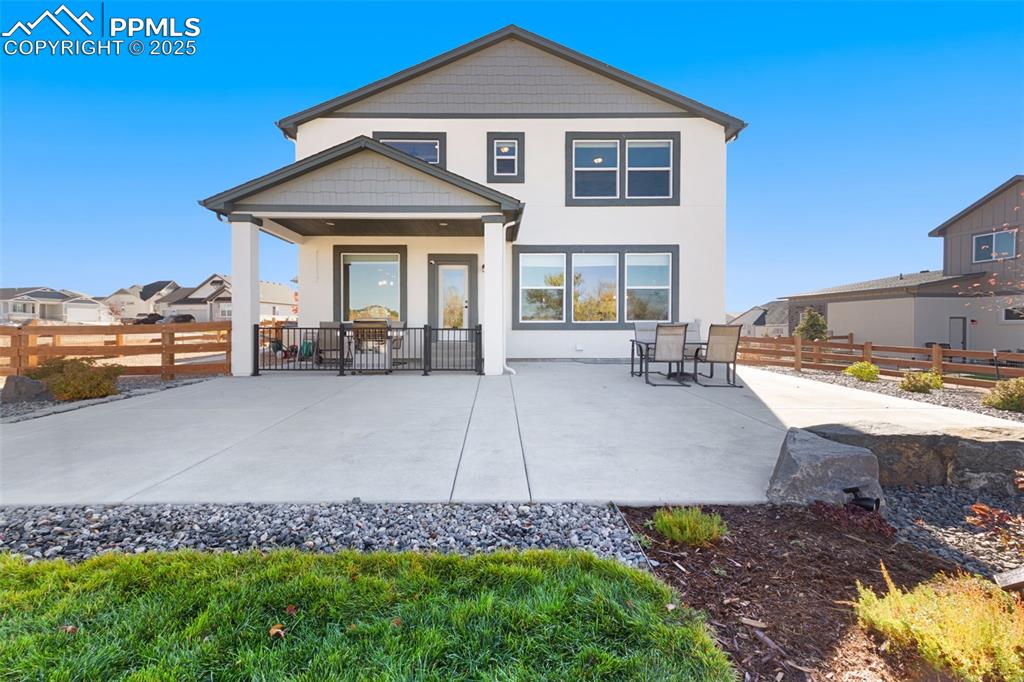 Image 41 of 50: Back of Structure