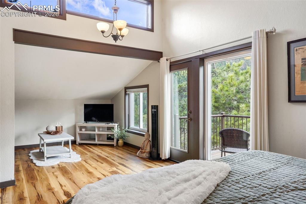 Image 10 of 39: Master Bedroom