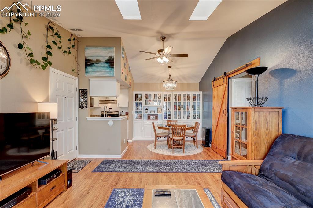 Image 3 of 23: Living Room