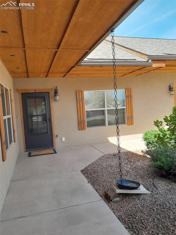 Image 17 of 17: Entry