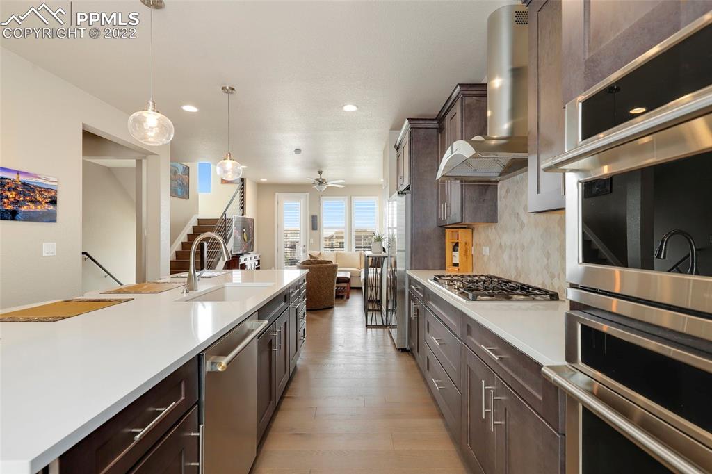 Listing 5760457, Image 15 of 32