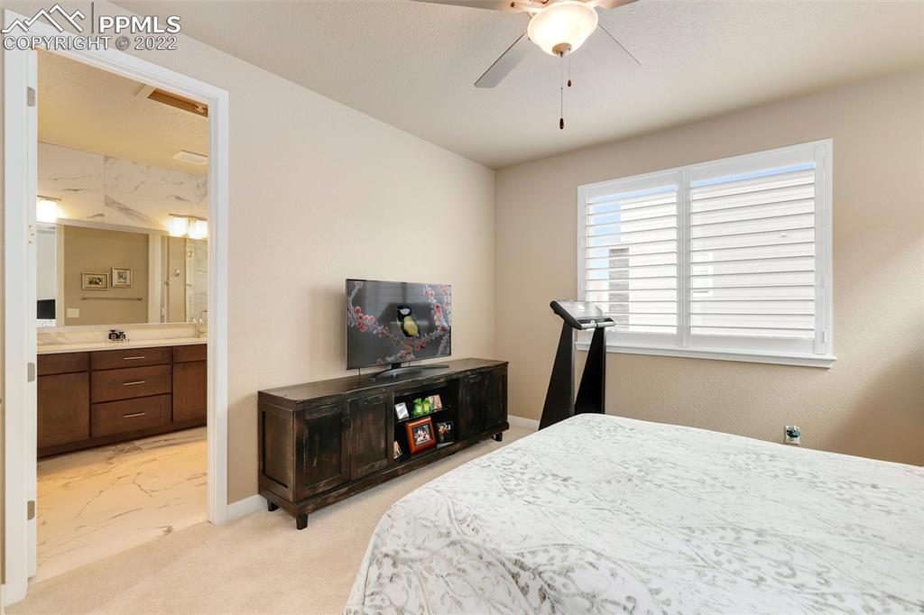 Listing 5760457, Image 21 of 32