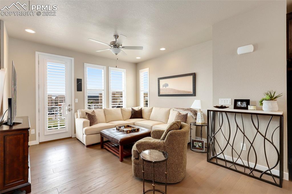 Listing 5760457, Image 7 of 32