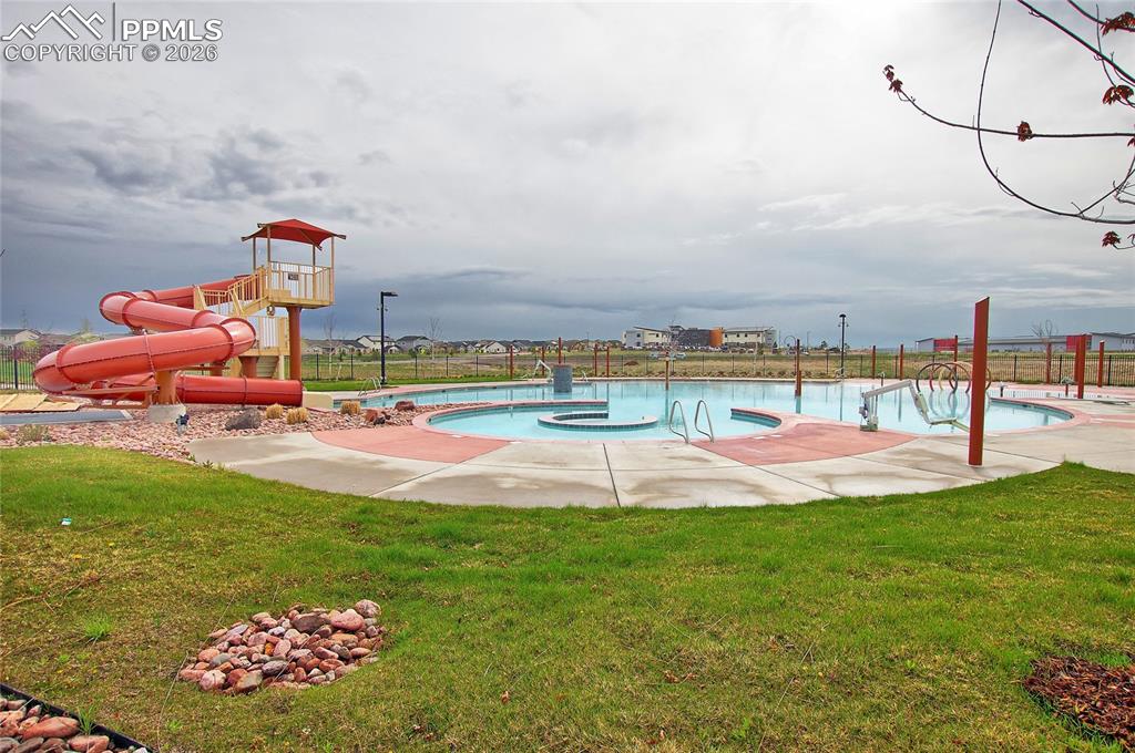 Image 46 of 50: Community Water Park