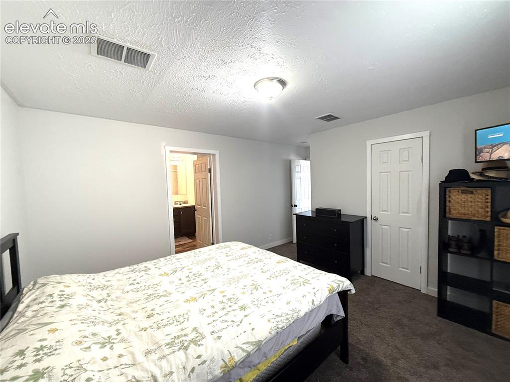 Image 17 of 39: Bedroom