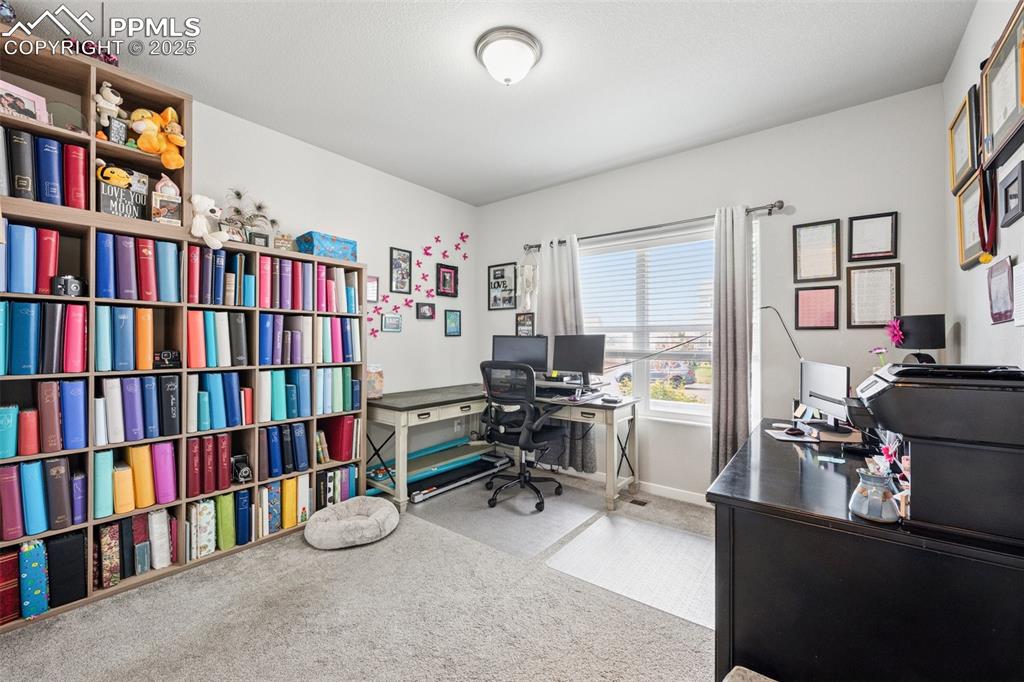 Image 24 of 40: Office area