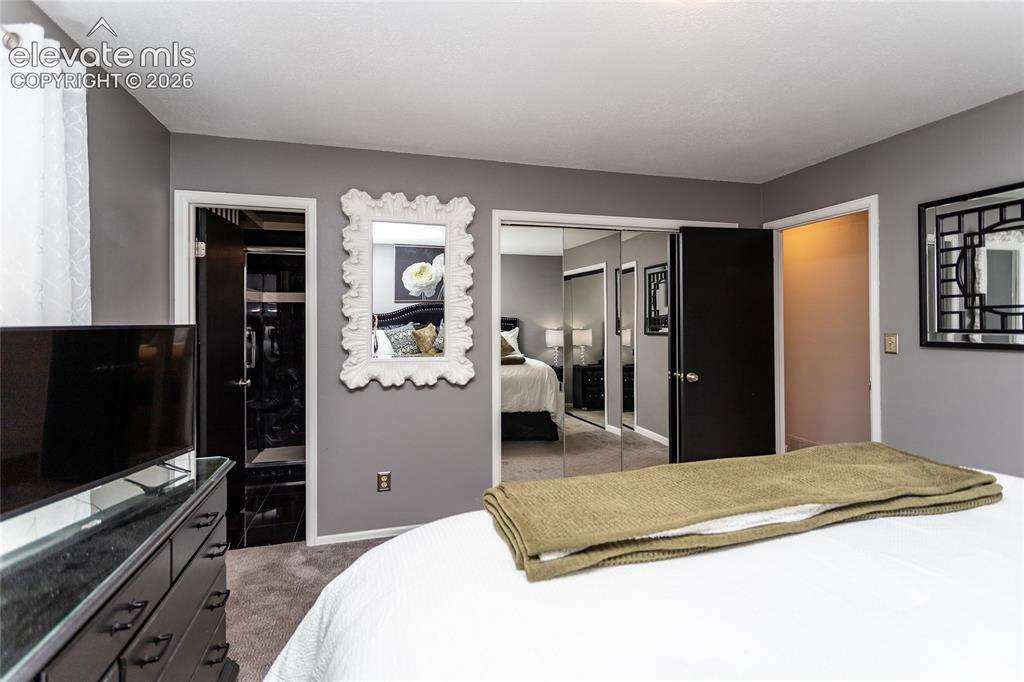 Image 22 of 49: Master Bedroom