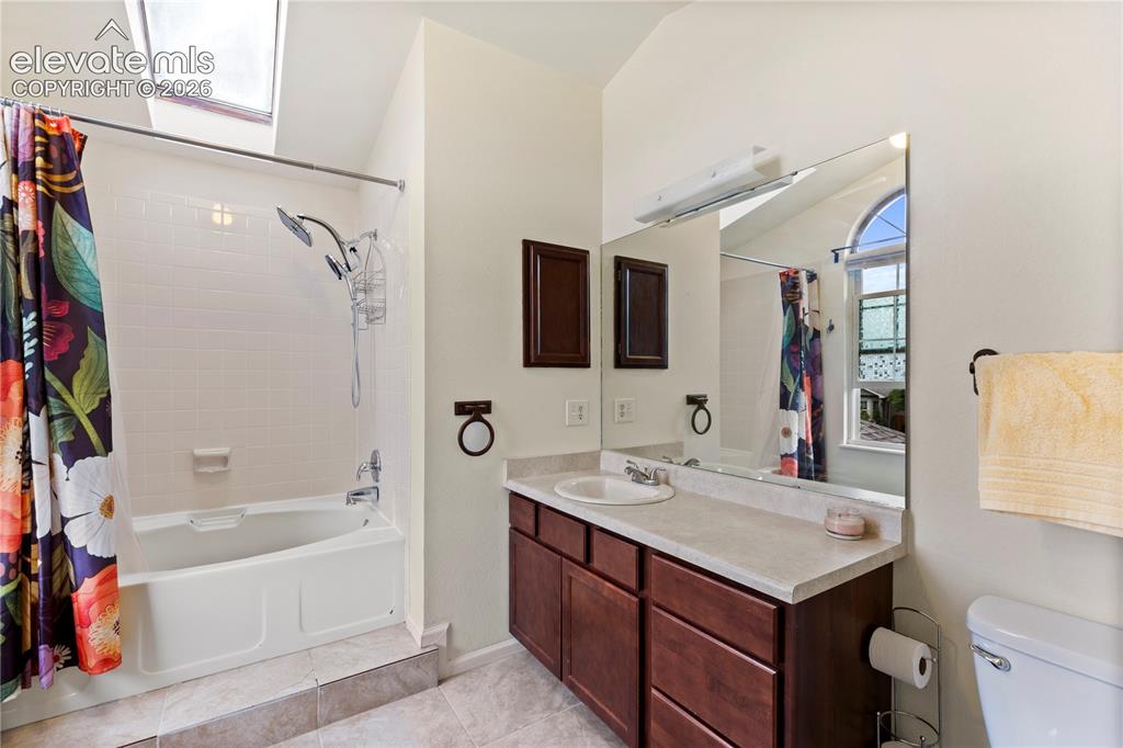 Image 13 of 15: Large soaking tub in primary bath