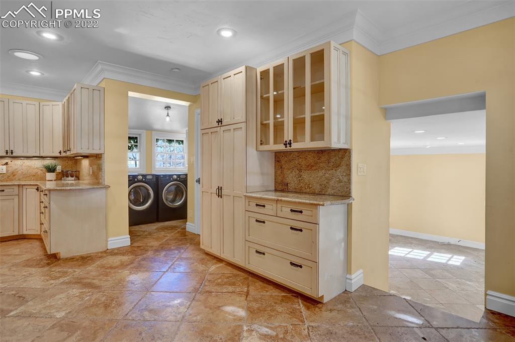 Listing 5765316, Image 13 of 29