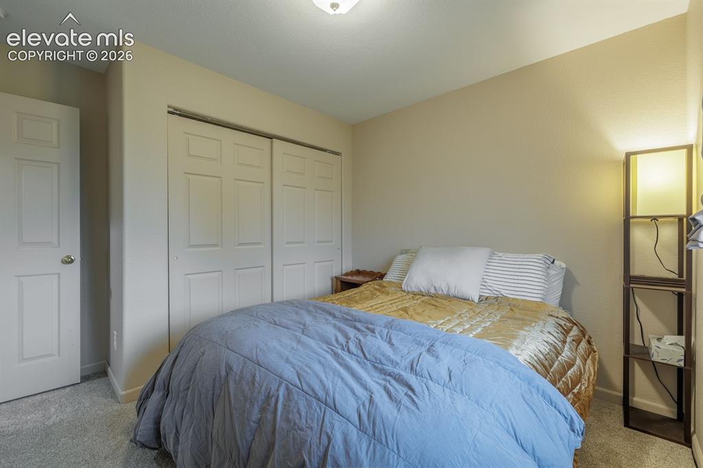 Image 16 of 28: Bedroom