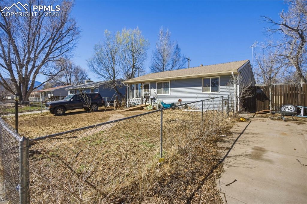 Image 4 of 24: Front of Structure